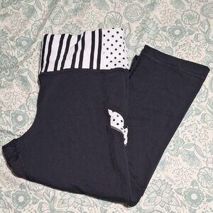 Lululemon Black Leggings with Striped Waistband. Gently Used.